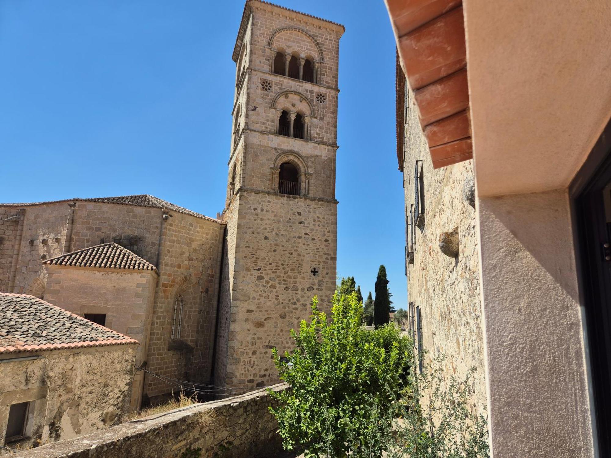 Grupo Garcia De Paredes Apartamentos Turisticos ตรูคีโย ภายนอก รูปภาพ