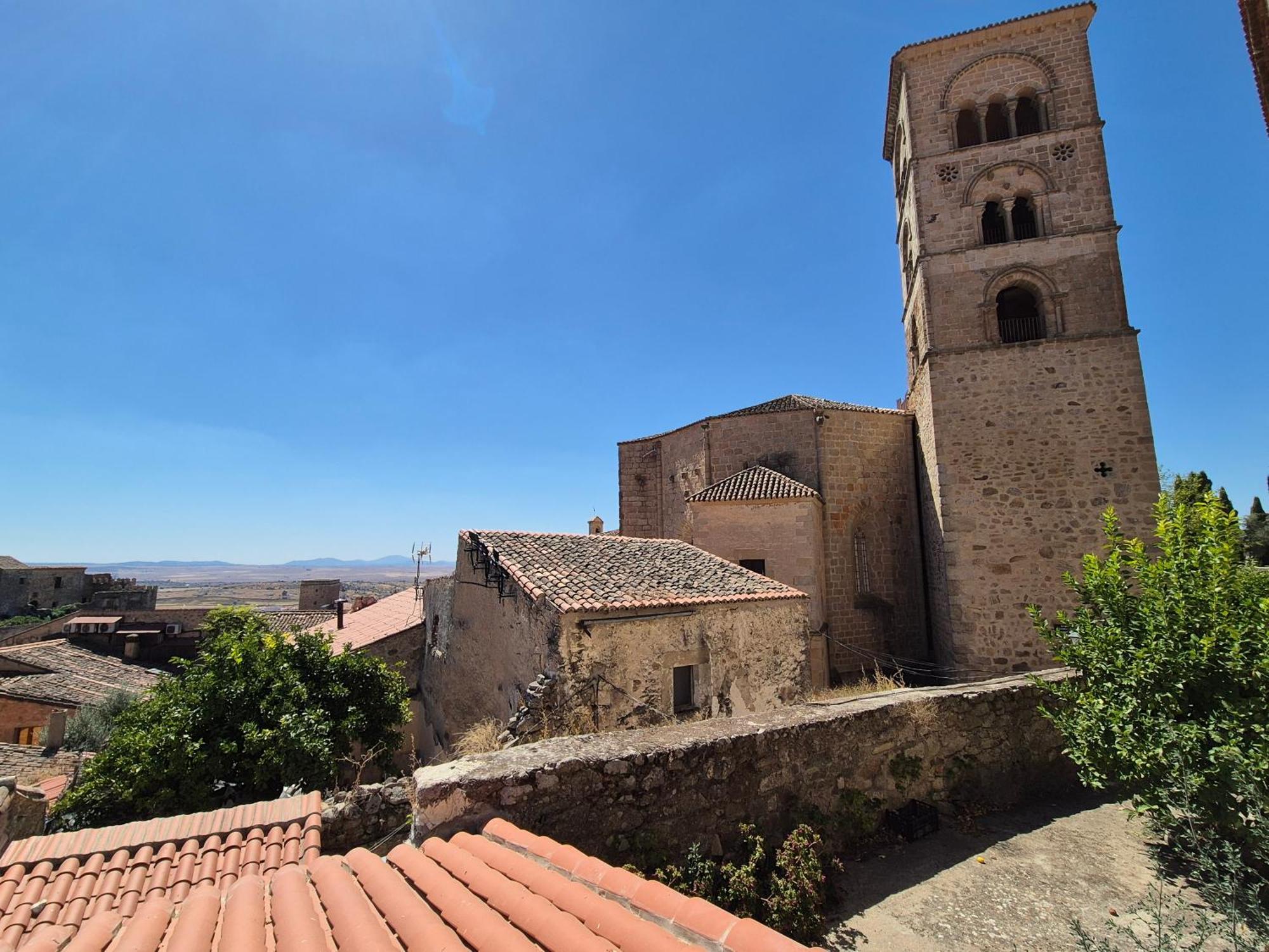 Grupo Garcia De Paredes Apartamentos Turisticos ตรูคีโย ภายนอก รูปภาพ