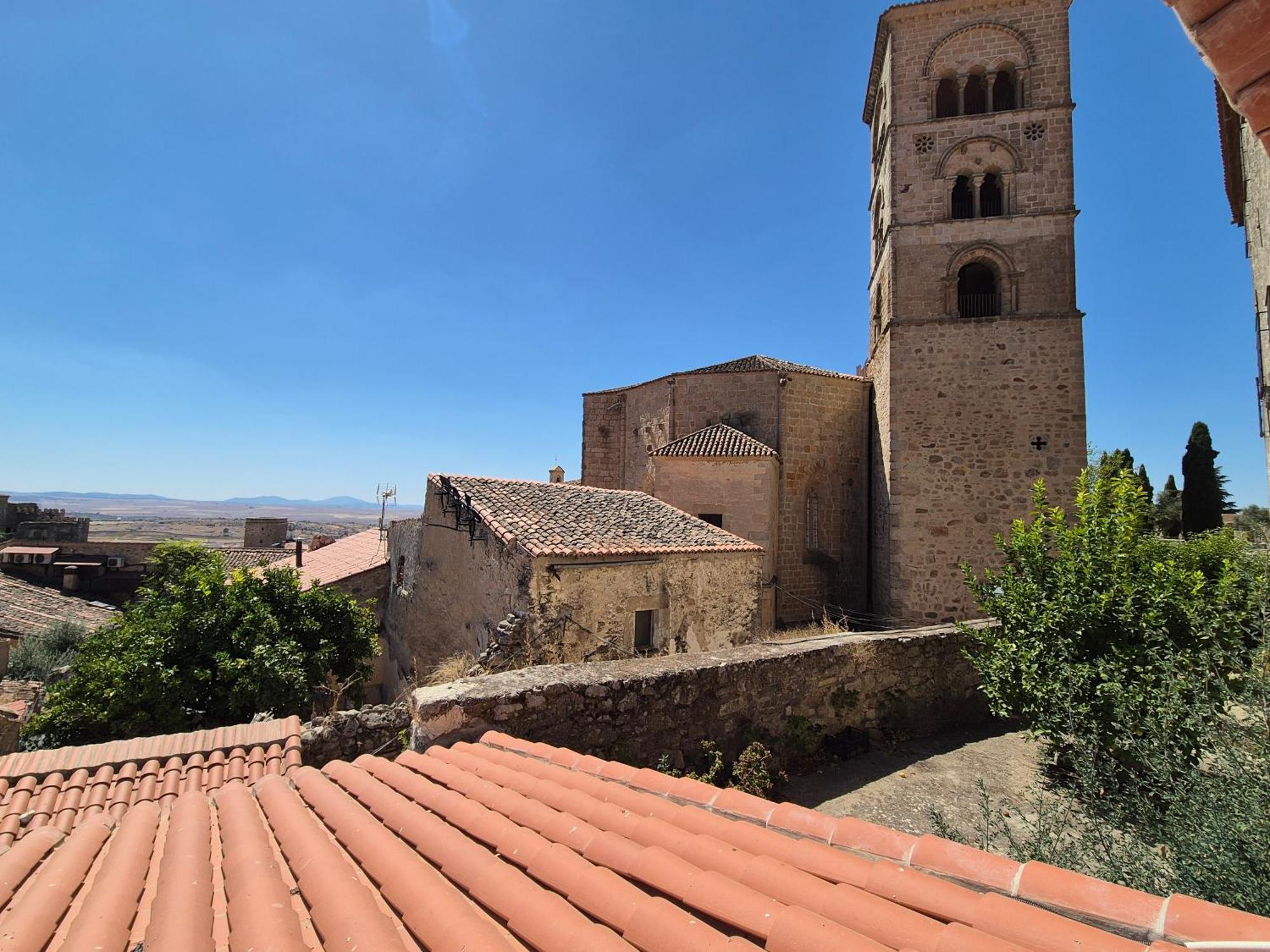 Grupo Garcia De Paredes Apartamentos Turisticos ตรูคีโย ภายนอก รูปภาพ