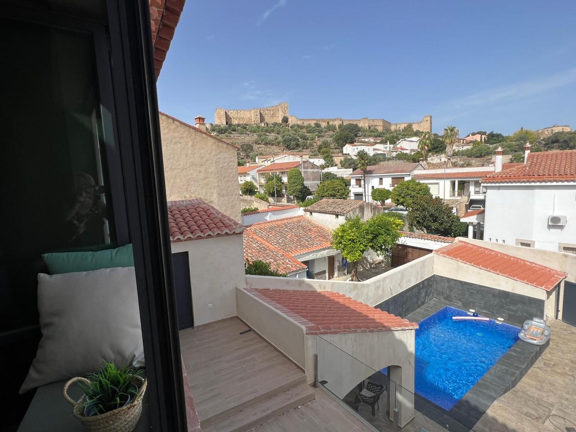 Grupo Garcia De Paredes Apartamentos Turisticos ตรูคีโย ภายนอก รูปภาพ